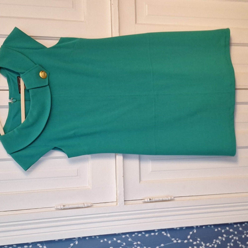 JESSICA HOWARD Classic Green Cocktail Dress